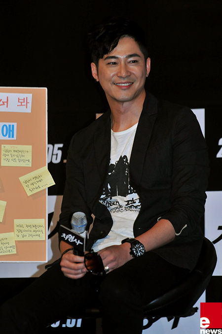 フォト カン ジファン ファンとの楽しい時間 Mnetの最新ニュース K Pop ドラマ バラエティの韓流エンタメ情報ならmnet エムネット