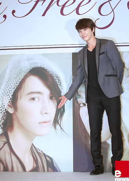 Super Junior ドンヘ 僕の写真よく撮れてるでしょ Mnetの最新ニュース K Pop ドラマ バラエティの韓流エンタメ情報ならmnet エムネット