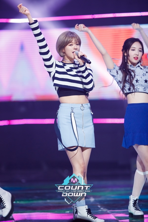 3月9日放送twice Knock Knock M Countdownステージフォト Mnetの最新ニュース K Pop ドラマ バラエティの韓流エンタメ情報ならmnet エムネット 3月9日放送twice Knock Knock M Countdownステージフォト Mnetの最新ニュース K Pop ドラマ バラエティの韓流エンタメ情報ならmnet エムネット