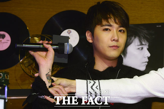 Pストーリー Ftホンギ ソルアルバム名は手首に入れたラジオのタトゥーから着目 女優パク シネとのエピソードも Mnetの最新ニュース K Pop ドラマ バラエティの韓流エンタメ情報ならmnet エムネット