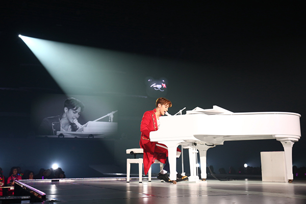 2pm Jun K 2度目の日本ソロツアーを成功で締めくくる Mnetの最新ニュース K Pop ドラマ バラエティの韓流エンタメ情報ならmnet エムネット 2pm Jun K 2度目の日本ソロツアーを成功で締めくくる Mnetの最新ニュース K Pop ドラマ バラエティの韓流エンタメ情報ならmnet エムネット