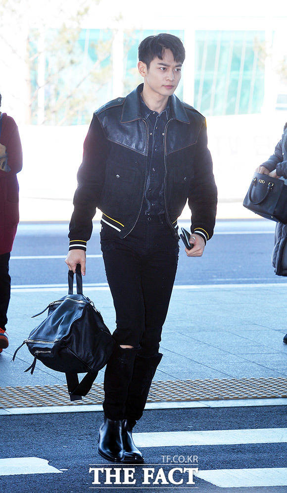 Photo Shinee ミンホ カリスマのブラックファッション Mnetの最新ニュース K Pop ドラマ バラエティの韓流エンタメ情報ならmnet エムネット