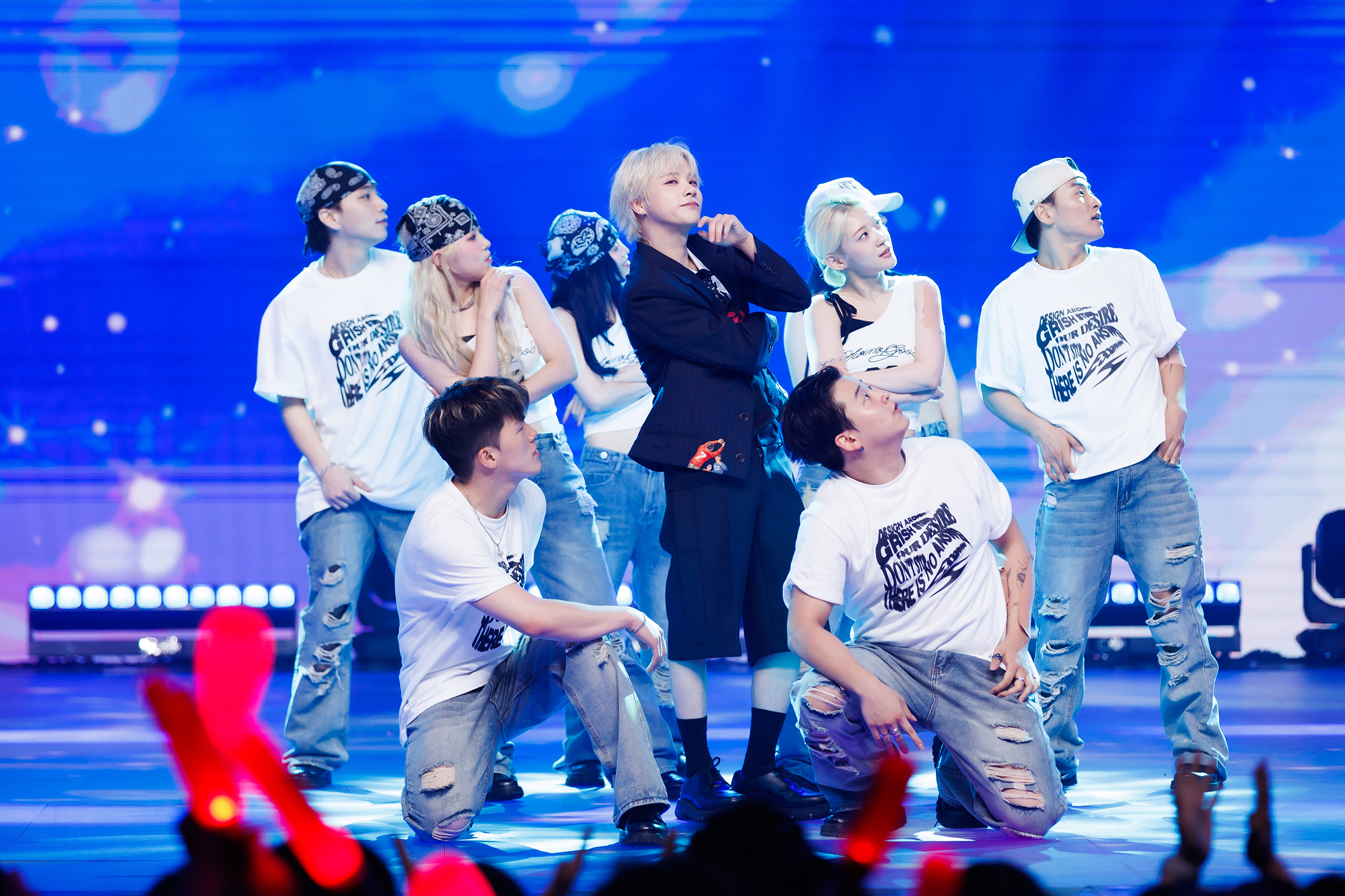 iKON JAYが先行曲「We Can't Explain」を音楽番組で初披露！TOMORROW X TOGETHERやZEROBASEONEらのカムバックステージも！＜エムカ 7/24レポート＞
